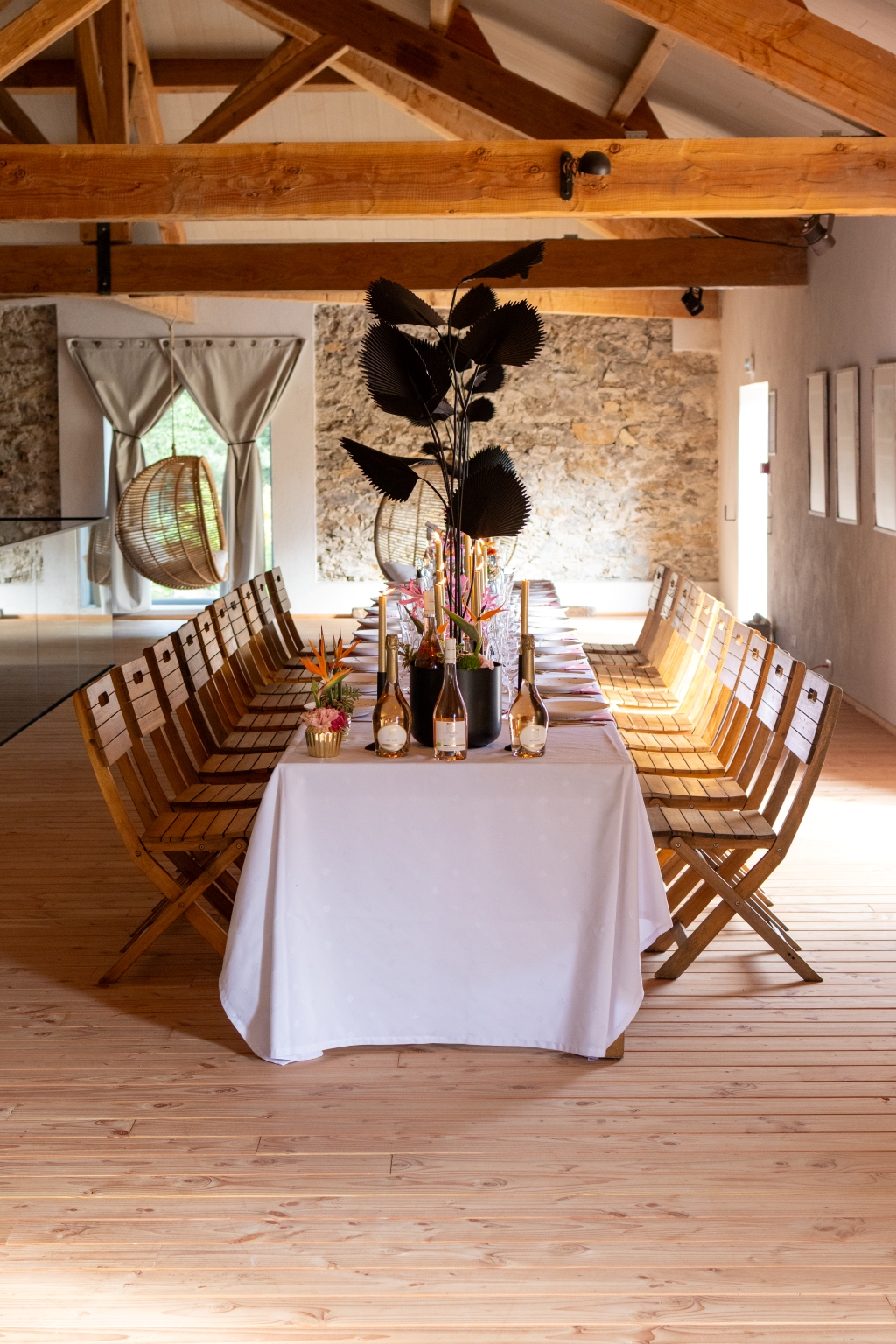 ORGANISATION CORPORATE DINER-VIGNOBLE-DEGUSTATION-DE-VINS-EXCLUSIF-IMMERSIF-VIGNOBLE-AGENCE-HEDONISTERIE