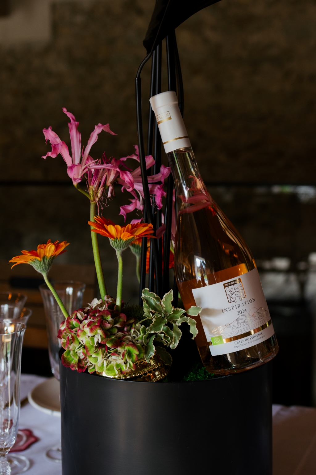 ORGANISATION CORPORATE DINER-VIGNOBLE-DEGUSTATION-DE-VINS-EXCLUSIF-IMMERSIF-VIGNOBLE-AGENCE-HEDONISTERIE