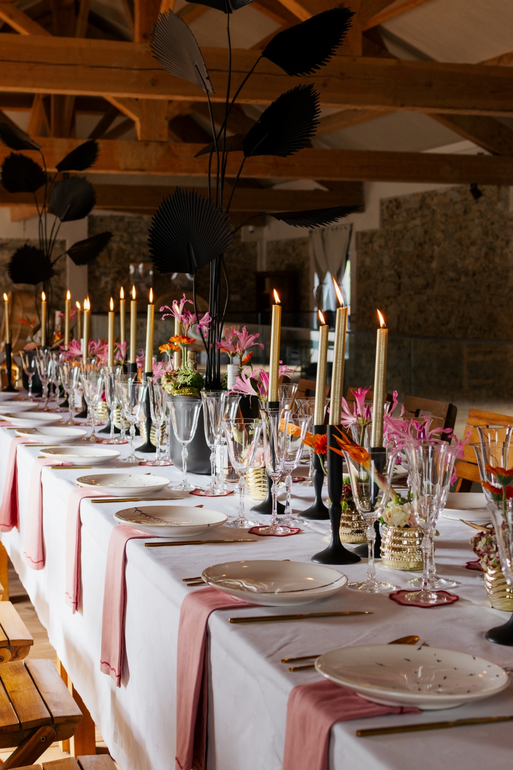 ORGANISATION CORPORATE DINER-VIGNOBLE-DEGUSTATION-DE-VINS-EXCLUSIF-IMMERSIF-VIGNOBLE-AGENCE-HEDONISTERIE